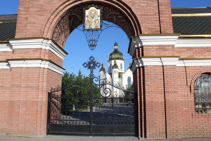 Церковь
